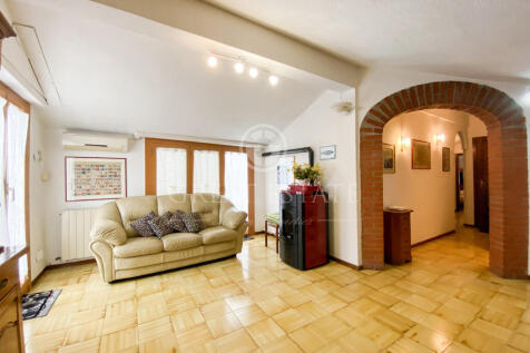 Interno