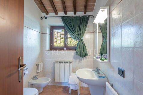 Interno