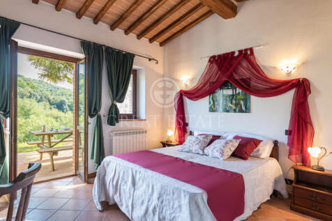 Interno
