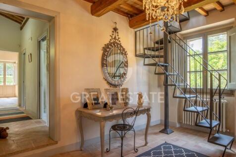 Interno
