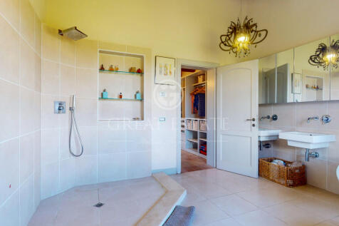 Interno