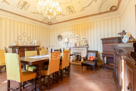 Interno