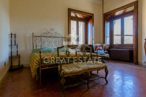 Interno