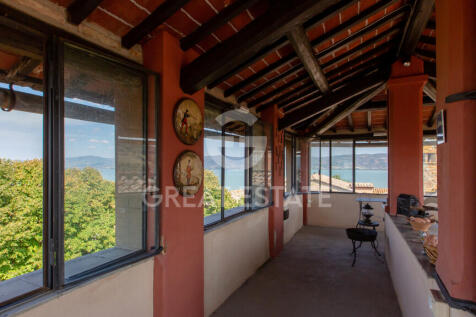 Interno