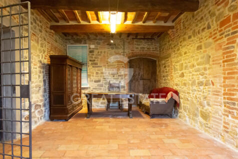 Interno