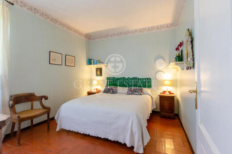 Interno