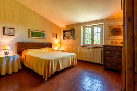 Interno