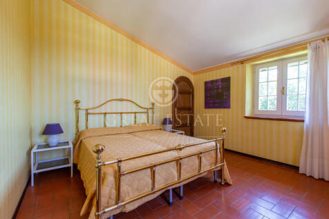Interno