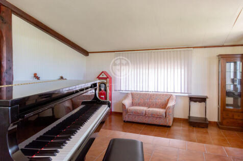 Interno