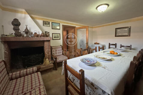 Interno