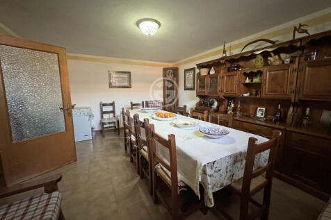 Interno
