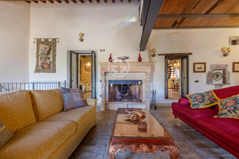 Interno
