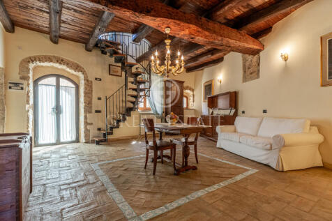 Interno