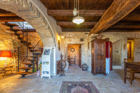 Interno