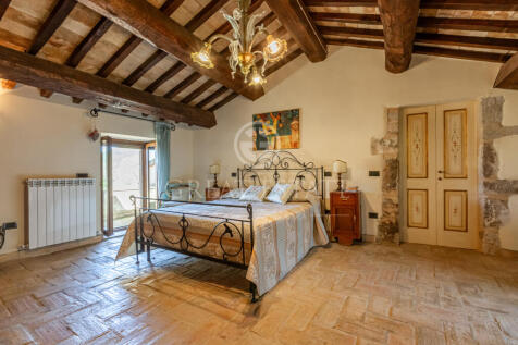 Interno