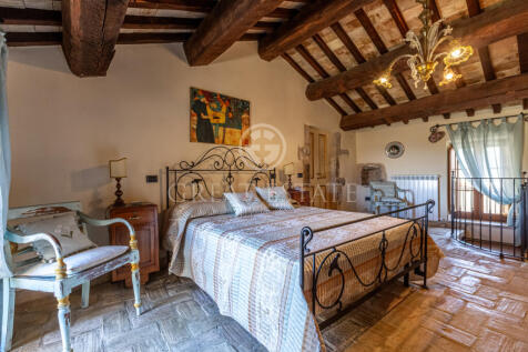 Interno