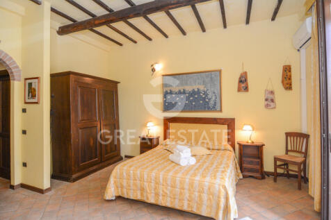 Interno