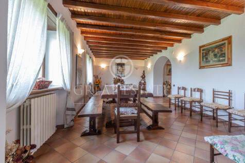Interno