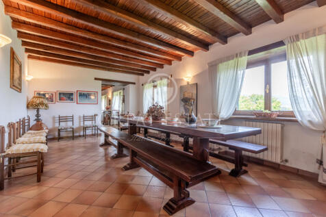 Interno