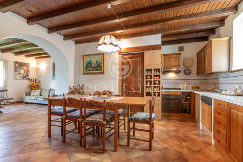 Interno