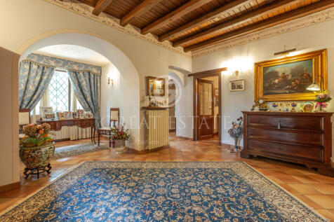 Interno