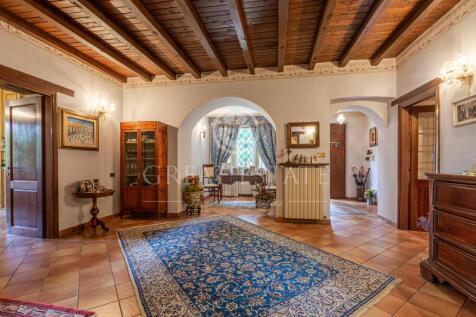 Interno