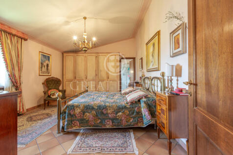 Interno