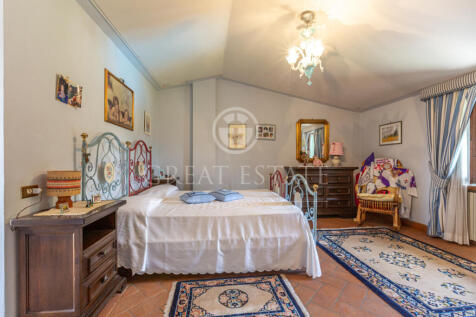 Interno