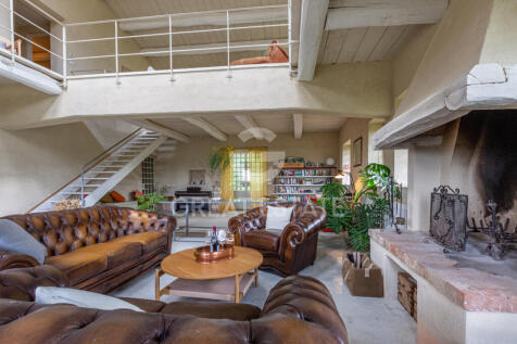 Interno