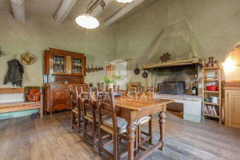 Interno