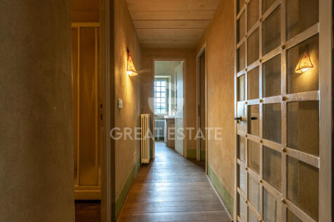Interno