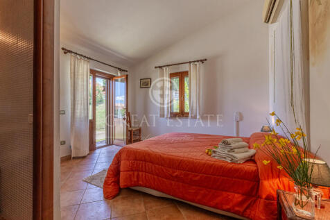 Interno