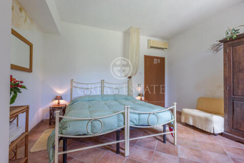 Interno