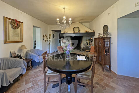 Interno