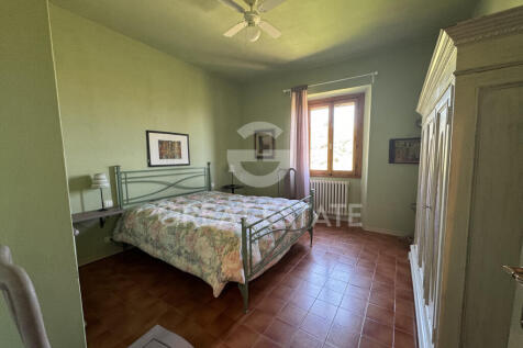 Interno