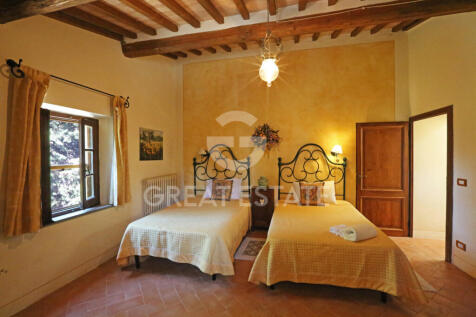 Interno