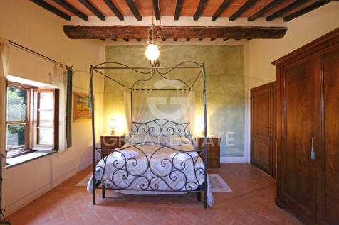 Interno
