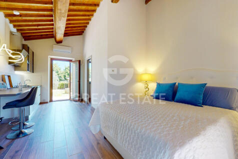 Interno