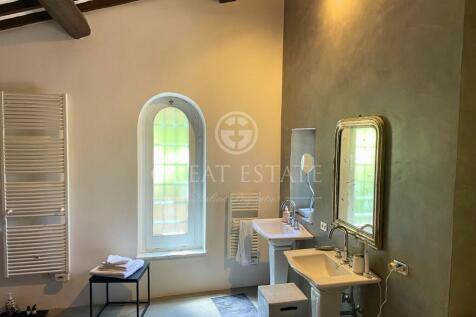 Interno