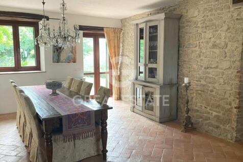 Interno