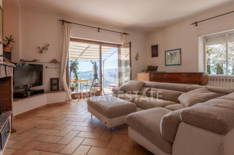 Interno