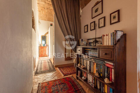 Interno