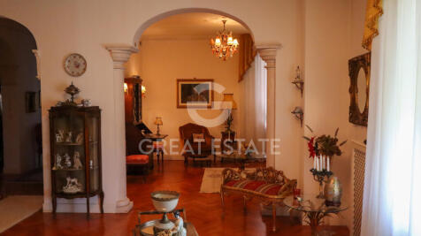 Interno