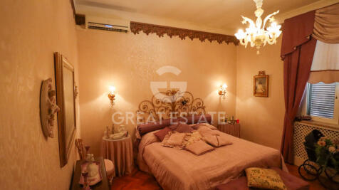 Interno