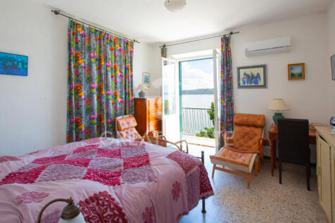 Interno