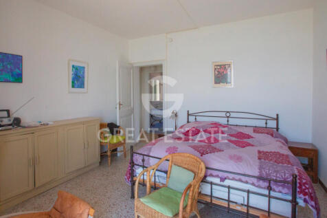 Interno
