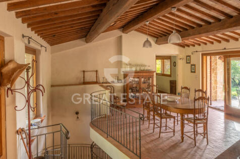Interno