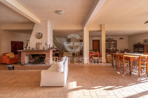 Interno