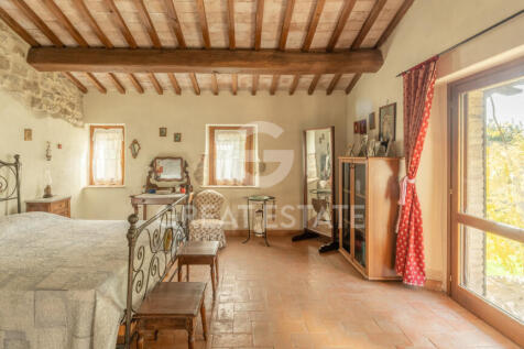Interno