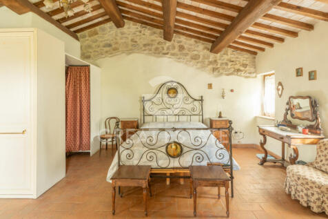 Interno